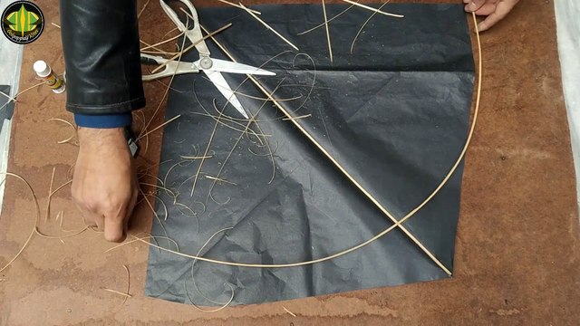 How to make a Kite at home - patang kaise banate hain