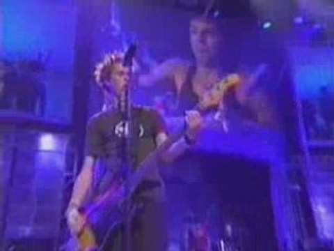 Sum 41 Rock Medley (Live)