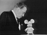 Topo Gigio - Topo Falls In Love (Live On The Ed Sullivan Show, May 2, 1965)