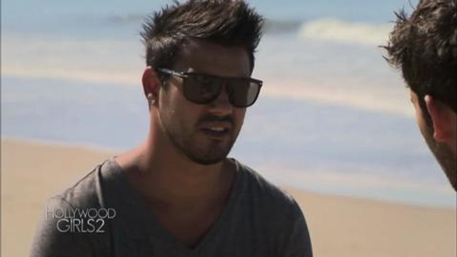 Nicolas pense que Caroline est en danger (Hollywod Girls 2)