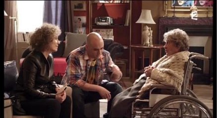 Mireille Dumas : ses débuts de comédienne dans "Y'a pas d'âge !"