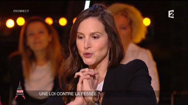 Justine Lévy s'exprime à propos des fessées
