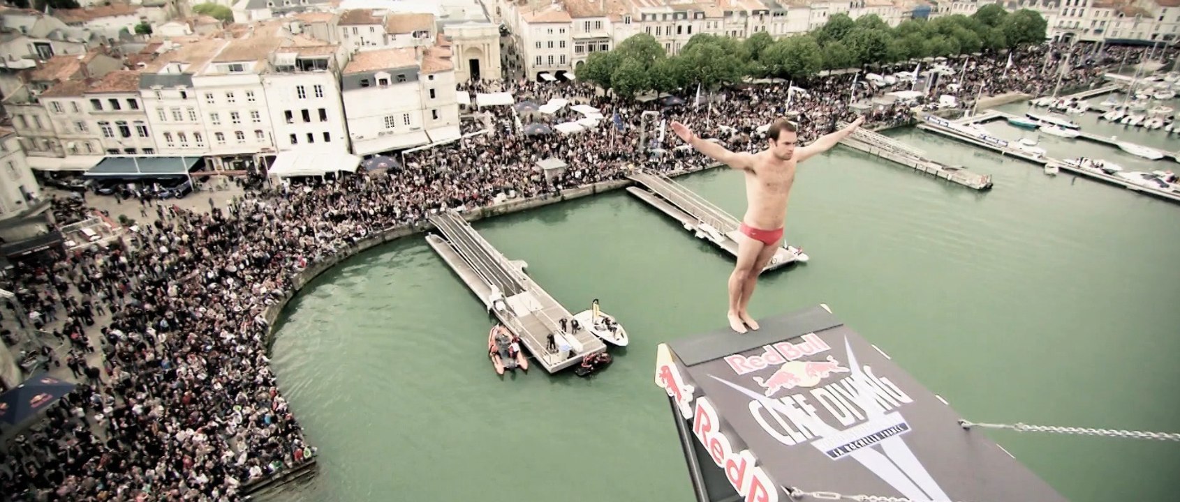Red Bull clif diving 2015 : découvrez des plong...