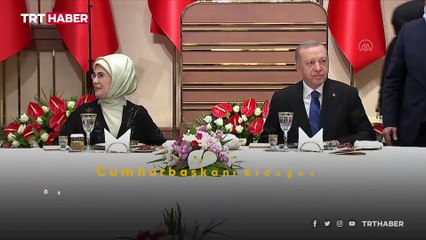 Cumhurbaşkanı Erdoğan, öğrencilerin müzik dinletisine eşlik etti