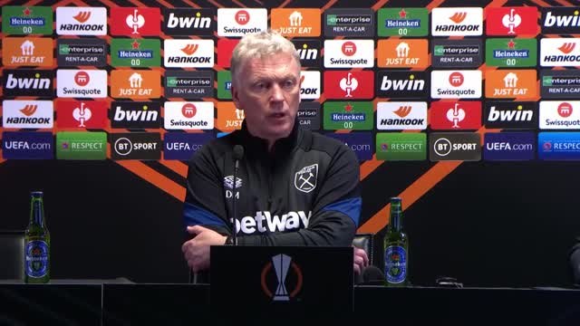 Quarts - Moyes déçu par le VAR : Il y avait faute sur Bowen avant le but lyonnais