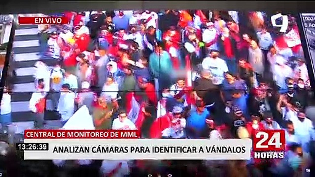 Cámaras captaron a vándalos que atacaron la Corte Superior de Lima