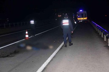 Tekirdağ'da karayolunda yürüyen yayaya tır çarptı, şahıs hayatını kaybetti