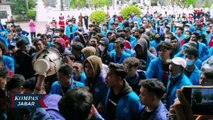 Mahasiswa Dan Polisi Saling Dorong