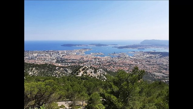 Toulon et sa rade vu du Faron