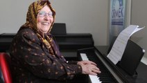 86 yaşında piyano kursuna başlayan kadın çocukluk hayalini gerçekleştirdi