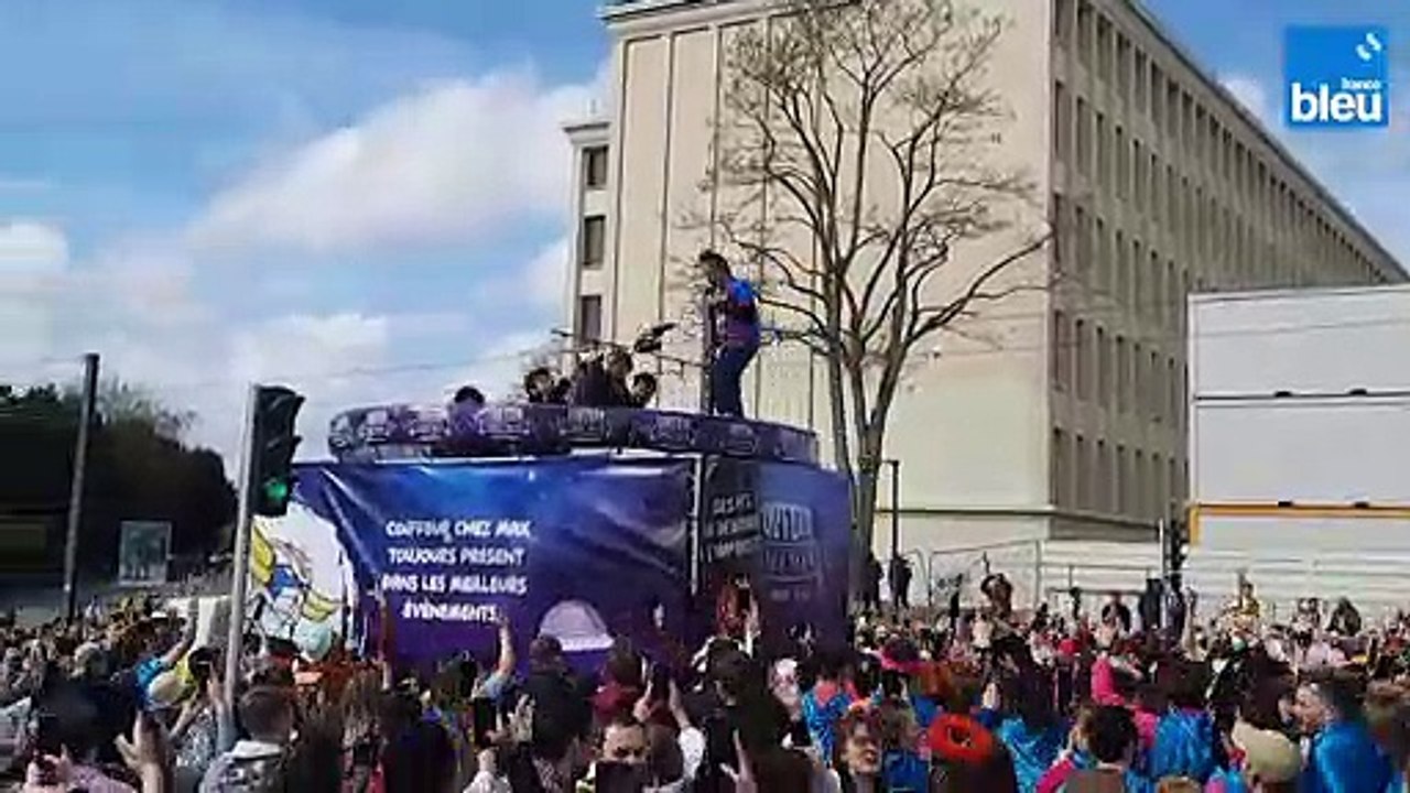 Orelsan invité surprise du carnaval des étudiants de Caen