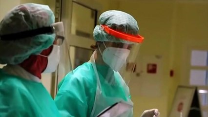 Τσικρικά - Γουργουλιάννης, σχολιάζουν τη λίστα του ΕΟΦ με τις παρενέργειες των εμβολίων