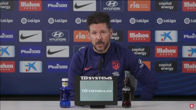 Simeone pasa de las críticas: No opino de lo que opinan los demás