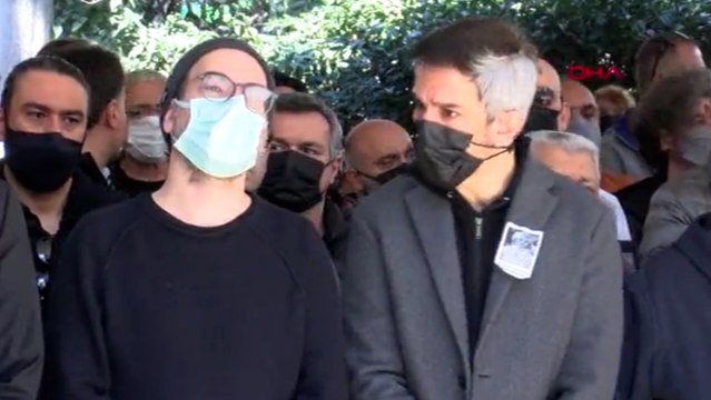 Şarkıcı Koray Candemir'in annesi son yolculuğuna uğurlandı