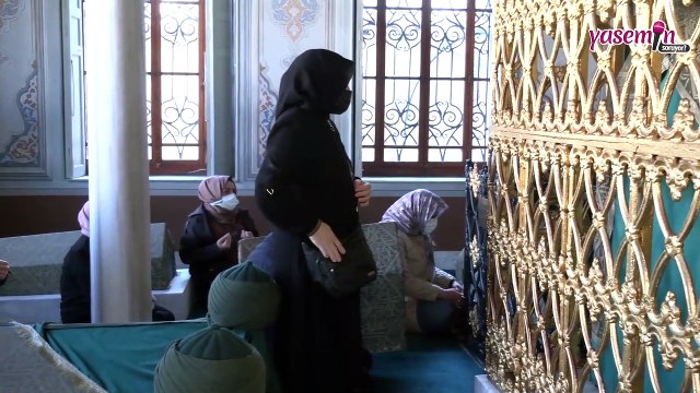 Aziz Mahmud Hüdayi Hazretleri'nin türbesini ziyaret edenlere duası...