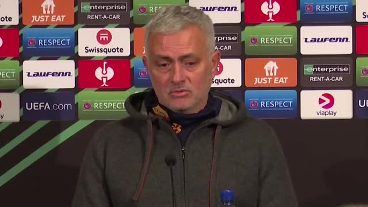 Mourinho wettert gegen Schiri: Schlechtes Niveau