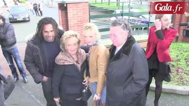 Bernadette Chirac lance l'opération Pièces Jaunes