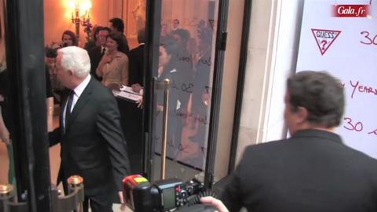 Claudia Schiffer Guess Paris