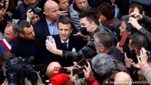 Macron banks on booming economy