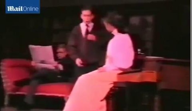 Gala.fr - VIDEO Cockney Kate Middleton Duchess plays Eliza Doolittle in school p