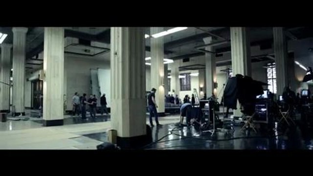 Gala.fr - Unforgettable Codes - Behind the Scenes with Chris Pine - Armani