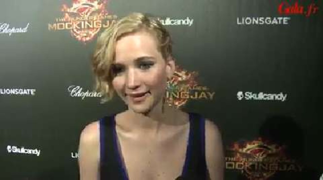 Gala.fr- Jennifer Lawrence et l'équipe Hunger Games à Cannes