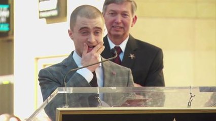 Gala.fr - Daniel Radcliff inaugure son étoile sur le walk of fame
