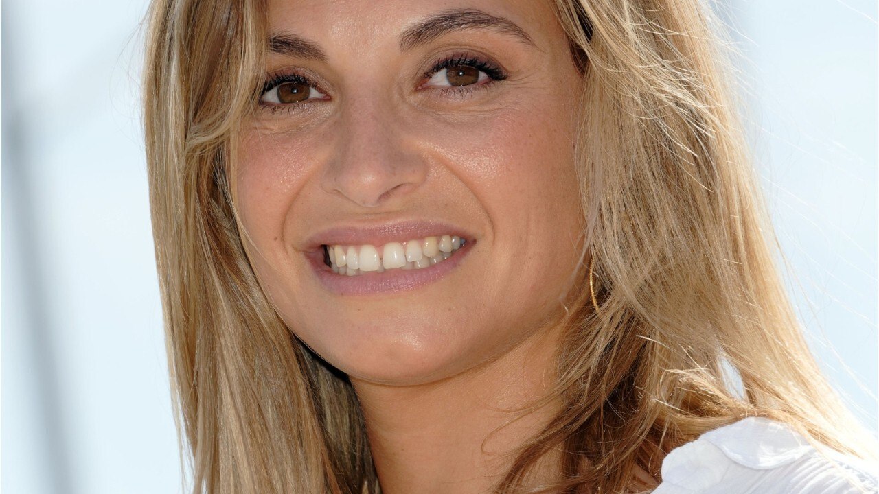 VOICI Jennifer Dubourg-Bracconi (Un si grand soleil) topless sur son bateau