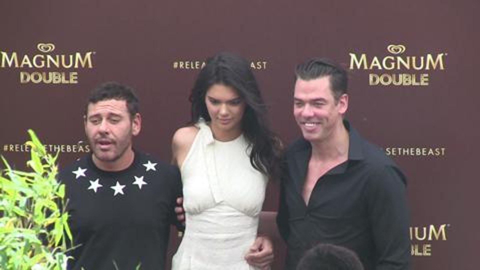 Gala.fr - Kendall Jenner chez Magnum