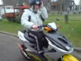 Aérox Athéna  50cc