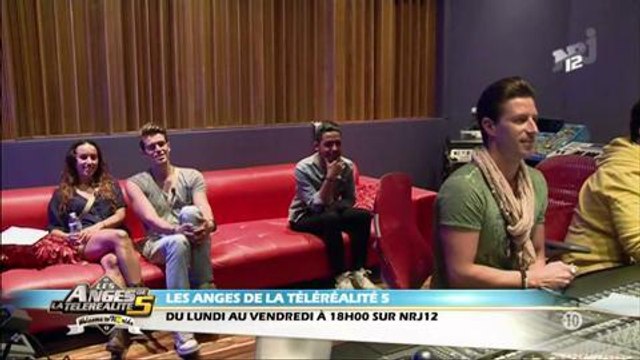 Les Anges de la téléréalité 5 : la bonne performance musicale d'Aurélie