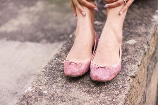 DIY : Customiser ses chaussures avec des paillettes