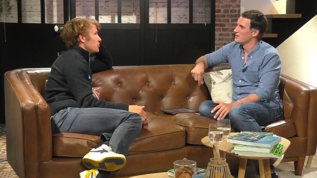 Le navigateur François Gabart répond aux questions de Raphaël de Casabianca lors d'un Live GEO Book [GEO]