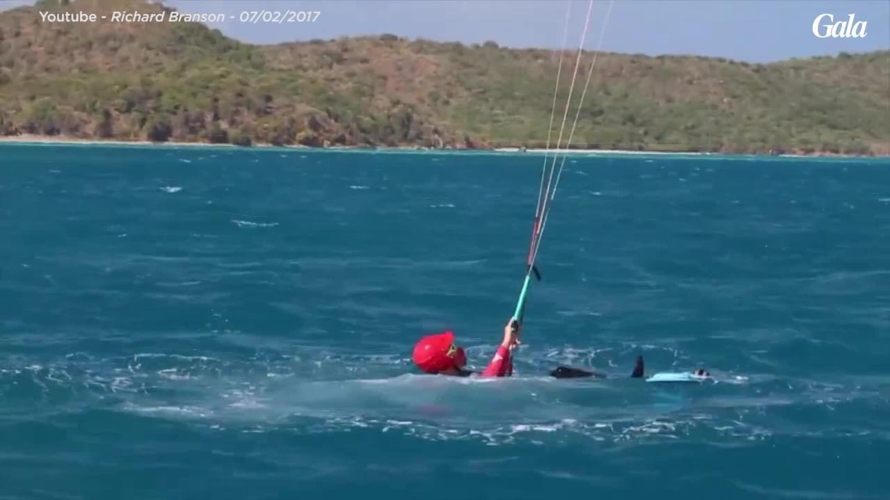 GALA VIDEO - Barack Obama fait une compétition de Kite Surf avec Richard Branson