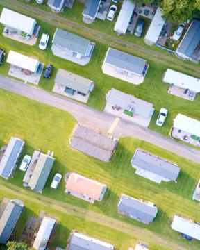 CAM - Quelle est la différence entre Gitans, Tsiganes et gens du voyage ?
