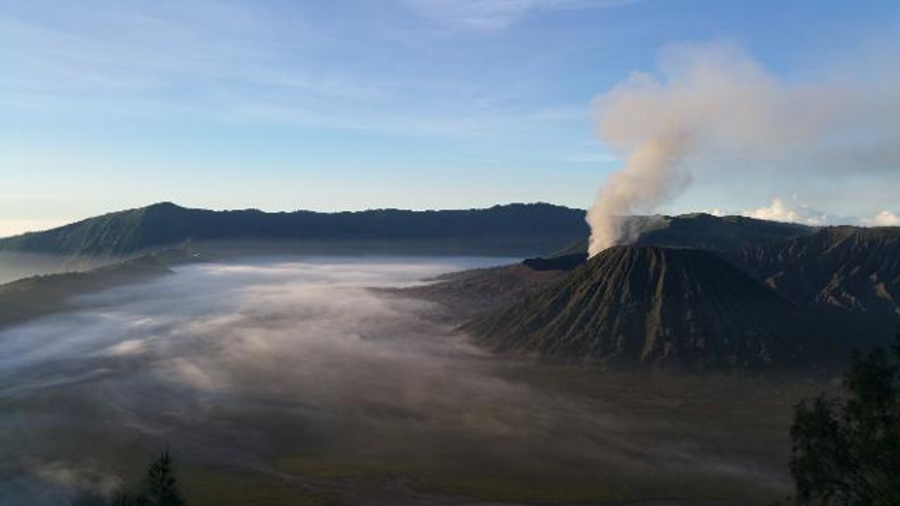 L'ascension du volcan Bromo en Indonésie [GEO]