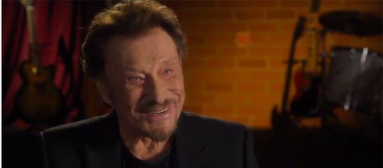 GALA VIDEO-  Johnny Hally­day, comment il affronte son cancer : «La mala­die c’est dans la tête, moi je ne suis pas malade»