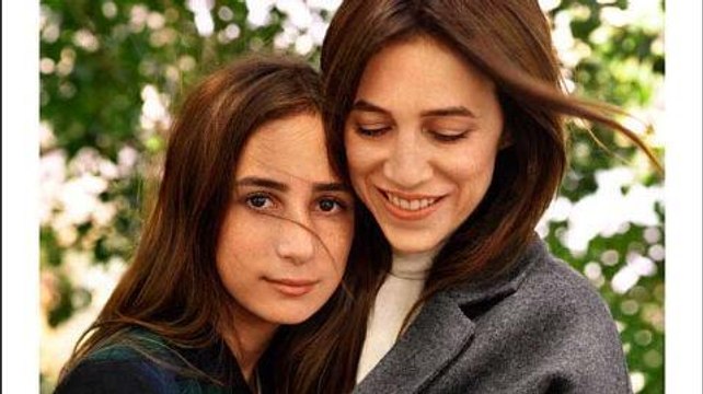 Charlotte Gainsbourg et sa fille Alice posent pour Comptoir des Cotonniers