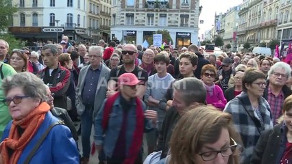Lubrizol: plusieurs centaines de personnes rassemblées à Rouen