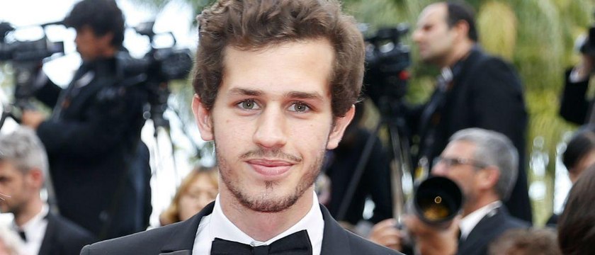 GALA VIDEO - Victor, le petit-fils de Jean-Paul Belmondo, acteur à 24 ans : « On ne m'a jamais élevé comme un petit-fils de »