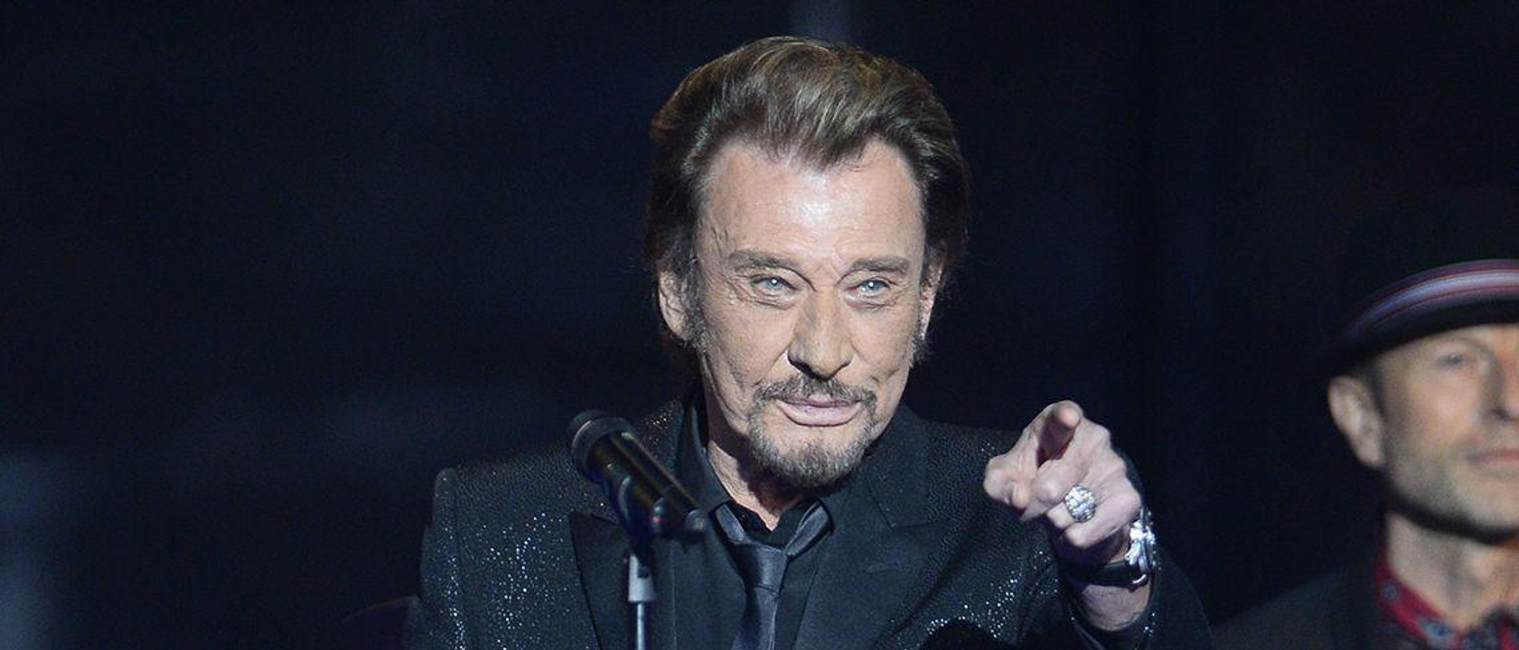 GALA VIDEO - Johnny Hallyday, un « acteur laborieux » ? Dominique Besnehard répond sans détour à la pique d’Eddy Mitchell