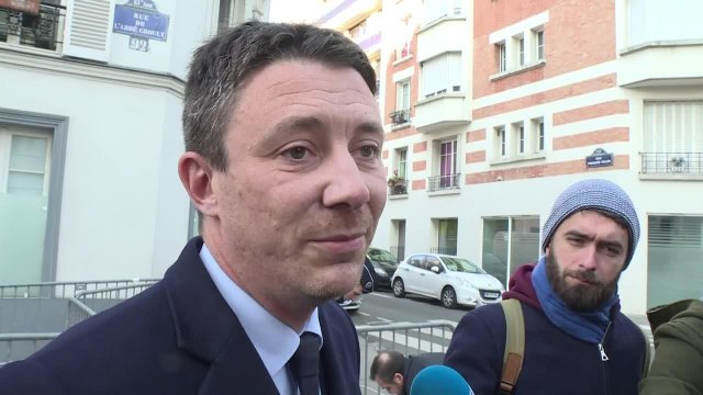 Législatives: En marche! réagit à la candidature de Valls