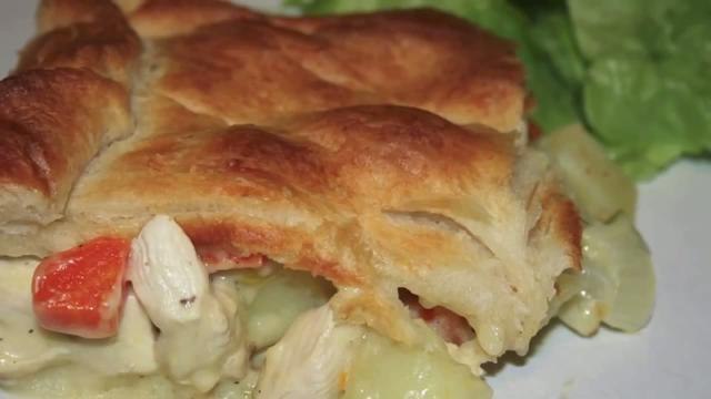 Recette : une tourte aux légumes et au poulet