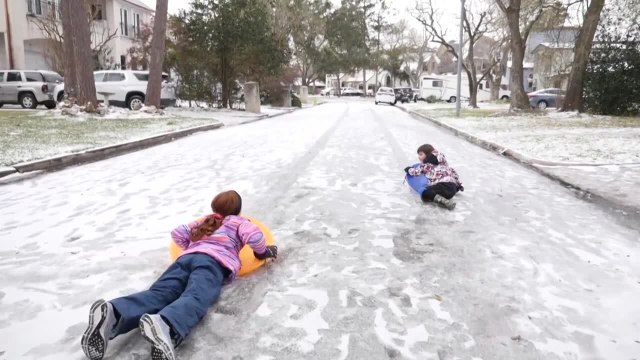 Vague de froid historique et tornades aux Etats-Unis