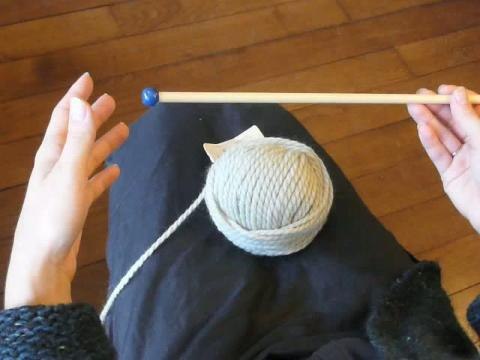 Apprendre à tricoter : les premières mailles