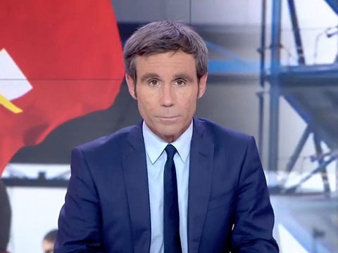 David Pujadas oublie le direct et recadre l'un de ses techniciens