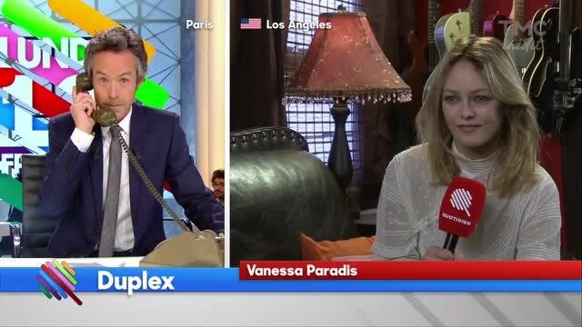 Quotidien _ Vanessa Paradis donne son numéro de portable à Yann Barthès.mp4