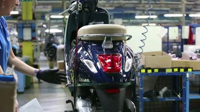 Italie: la Vespa fête ses 70 ans