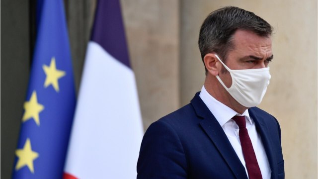 FEMME ACTUELLE - Olivier Véran recadre Nicolas Bedos suite à son appel à arrêter les gestes barrières