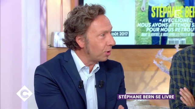 VOICI Stéphane Bern parle de la Une de Paris Match où il pose avec son compagnon